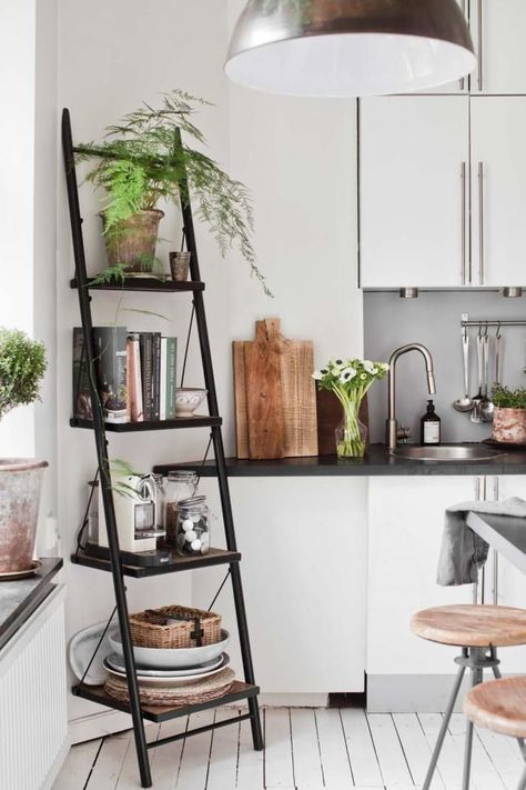 La Maison Jolie: Tackling Dead Space... Creatively! Small Apartment Kitchen, First Apartment Decorating, Small Apartment Living Room, Small Apartment Decorating, Small Apartment Living, A Ladder, Scandinavian Interior Design, Kitchen Design Decor, Apartment Kitchen