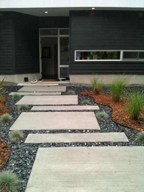 Modern Landscape Front Yard, Landscape Front Yard, Mid Century Landscaping, Front Yard Walkway, Cheap Landscaping Ideas, Modern Front Yard, Front Yard Design, Modern Landscape Design, Low Maintenance Landscaping