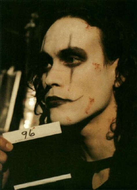 So incredibly gorgeous. Crow Costume, Crow Movie, Brandon Lee, The Crow, Mötley Crüe, Stairway To Heaven, The Perfect Guy, The Joker, Film Serie