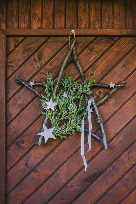 Upcycled Christmas Decorations, Natural Christmas Decor, Natural Christmas, Holiday Crafts Christmas, Christmas Decorations Rustic, Dressing Room Design, Christmas Crafts Decorations, Christmas Wreaths Diy, Christmas Deco