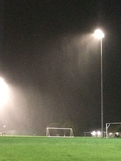 Rainy Soccer Field, Soccer Training Aesthetic, Football Training Aesthetic, Soccer In The Rain, Goal Post Football, Rain Football, Green Ferrari, Soccer Aesthetic, Vision Board Success