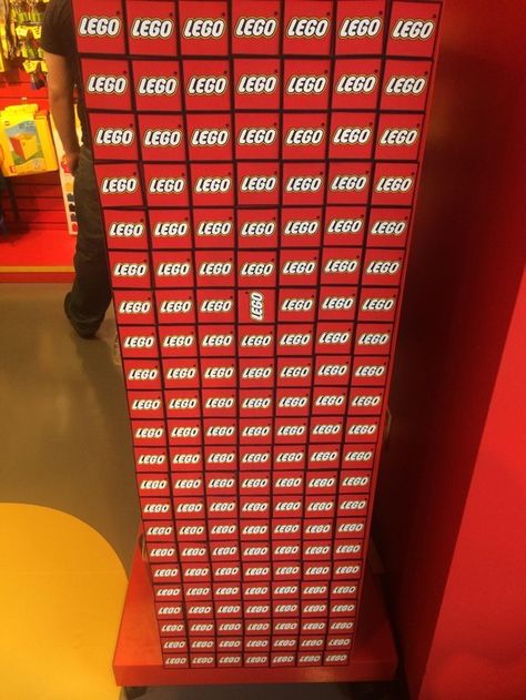 Unsatisfying Pictures, Ocd Humor, Lego Land, Satisfying Pictures, Trusting Again, Lego Store, You Had One Job, Drive Me Crazy, One Job