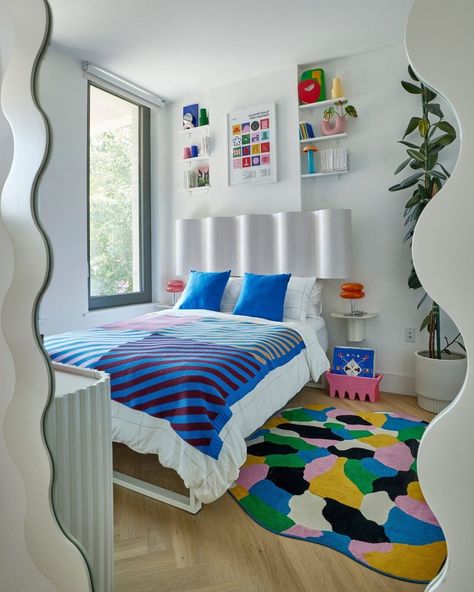 All posts • Instagram Postmodern Bedroom, Color Apartment, Maximalism Art, Spanish Aesthetic, White Wall Bedroom, Brooklyn Apartment, Bright Decor, Dream Apartment Decor, Art Deco Decor