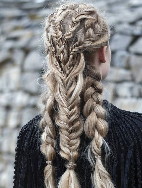 Braided Hairstyles: Pretty and Easy Braid Styles for Every Occasion Celtic Braided Hairstyles, Celtic Braids Women, Multi Braid Hairstyles, Elf Braids, Celtic Braids, Box Braids Knotless, Sporty Hair, Braids Fulani, Dragon Braid