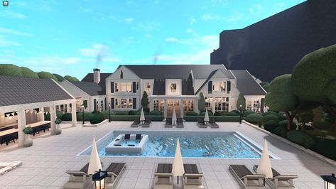 Bloxburg House Layouts Modern Farmhouse, Bloxburg Garage Ideas Exterior, Luxurious Bloxburg House, Fancy Bloxburg House Exterior, Bloxburg Hampton House, Neutral Bloxburg House, Bloxburg Beach House Mansion, Bloxburg Mansion House Ideas, Bloxburg Exterior Ideas Mansion