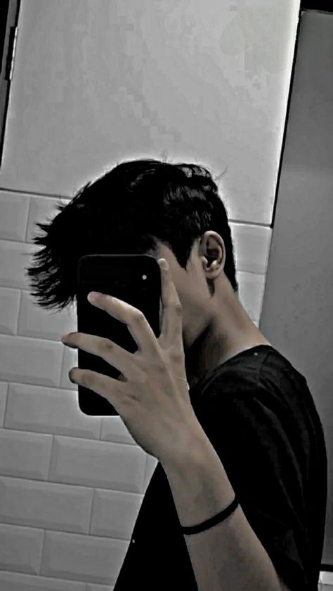 Boys Mirror Selfie Aesthetic Hidden Face, Love Photo Collage, Mobile Cartoon, Usernames For Instagram, Couples Hidden Face Pics, Lip Kiss, Flirty Questions, Meldi Ma Hd Photo, Samantha Pics