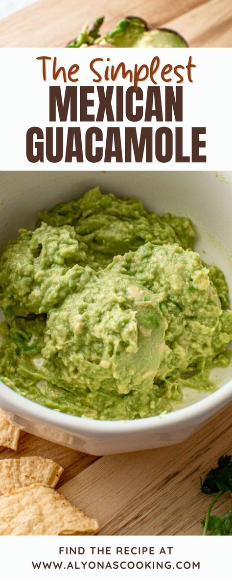 Guacamole Recipe Easy No Cilantro, Lime Guacamole Recipe, Taco Bell Avocado Verde Salsa, Qucamola Dip, Gluten Free Guacamole Recipe, Guacamole Recipe No Tomato, Guacamole Recipe Easy Homemade, Guacamole Salsa Recipe, Gucomole Recipe