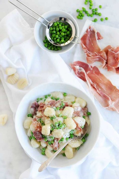 Gnocchi with Sweet Peas & Prosciutto image Pasta Nests, Recipes Gnocchi, Pasta And Peas, Peas Recipes, Endive Recipes, Gnocchi Dishes, Prosciutto Recipes, Gnocchi Pasta, How To Cook Gnocchi