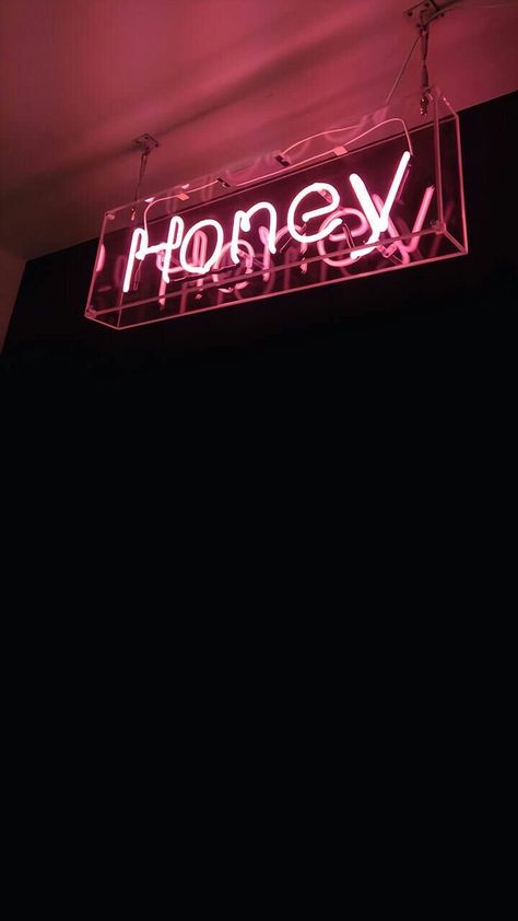 Aesthetic Honey, Iphone Wallpaper Pink, Neon Light Wallpaper, Pink Neon Lights, Honey Pink, Wallpaper Rose, Wallpaper Estetika, Fotografi Urban, Neon Quotes