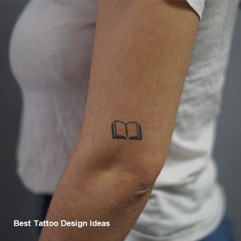 Best Small Tattoo Design Ideas #cooltattoos #besttattooideas Small Book Tattoo, Teacher Tattoos, Tiny Designs, Bookish Tattoos, Literary Tattoos, Tattoo Aesthetic, Small Girl Tattoos, Small Meaningful Tattoos, Cap Decoration