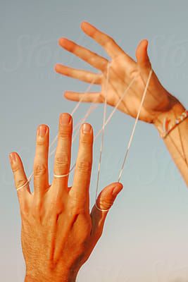 Hand In Motion by Lucas Ottone Cradle Aesthetic, Cat's Cradle, Kunst Inspo, Resin Product, Cats Cradle, Anatomy Tutorial, Hand Drawing Reference, Hand Reference, Human Reference