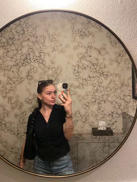 fit check | outfit | style | mirror | selfie | toilet | interior | bathroom | restaurant | summer Style Mirror Selfie, Toilet Interior, Bathroom Restaurant, Check Outfit, Interior Bathroom, Outfit Style, Fit Check, Mirror Selfie, Restaurant