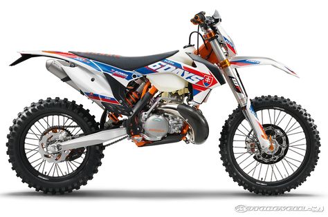 Dirt Bike Magazine, Ktm Enduro, Ktm 450 Exc, Ktm 250 Exc, Honda Dirt Bike, Motor Trail, Ktm 300, Ktm Motorcycles, Ktm 450