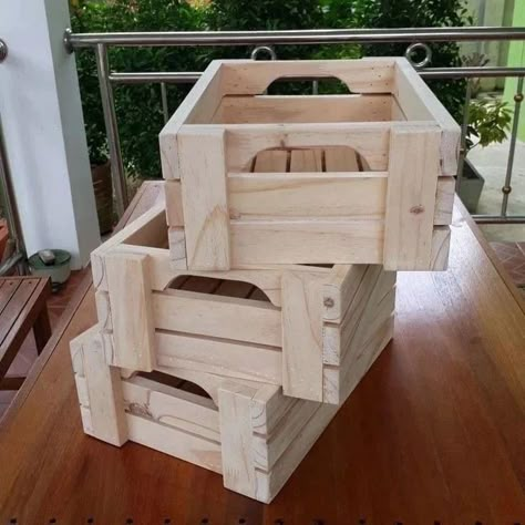 Woodworking Projects Ideas, Woodworking Plans Pdf, Simple Projects, Simple Woodworking Plans, Wood Craft Projects, Amazing Woodworking, Carpentry Projects, Small Woodworking Projects, Carpentry Diy