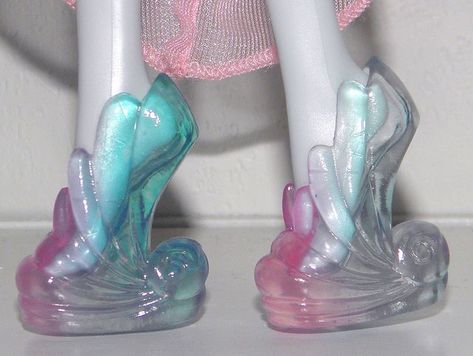 Monster High Shoes, No Ordinary Girl, Coconut Dream, Siren Mermaid, Catty Noir, Lagoona Blue, Mermaid Aesthetic, Malibu Barbie, Monster High Dolls