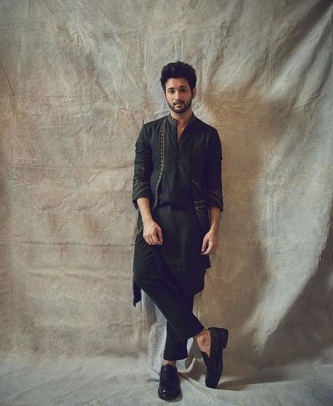 Indo Western Outfits For Men, Dresses For Boys, Rohit Saraf, Indian Wedding Suits Men, Stylish Boy Clothes, Indian Wedding Clothes For Men, Model Polaroids, Men Fashion Photoshoot, Wedding Kurta For Men