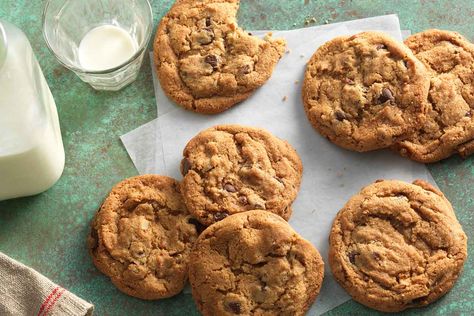 Joy's Brown Butter Chocolate Chip Cookies with Pecans Recipe Chocolate Chip Cookies With Pecans, Amish Cookies, Cookies With Pecans, Keto Flour, Brown Butter Chocolate Chip, Brown Butter Chocolate Chip Cookies, Joy The Baker, King Food, Pecan Recipes