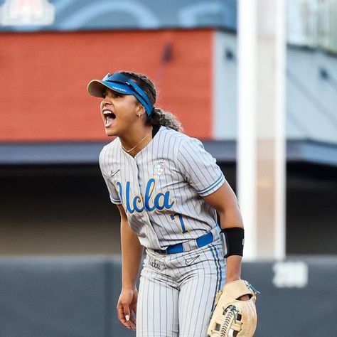 Ucla Softball, College Softball, Softball Aesthetic, Softball Tournaments, Softball Workouts, Softball Uniforms, Softball Photos, Softball Gloves, Softball Training