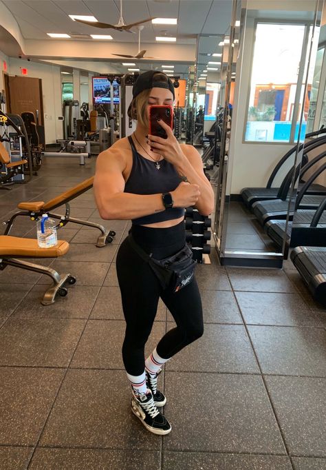 Rhea Ripley Rhea Ripley Workout, Rhea Ripley Workout Routine, Rhea Ripley Wwe, Demi Bennett, Le Catch, Buff Women, Rhea Ripley, Sport Inspiration, Bodyweight Workout Beginner