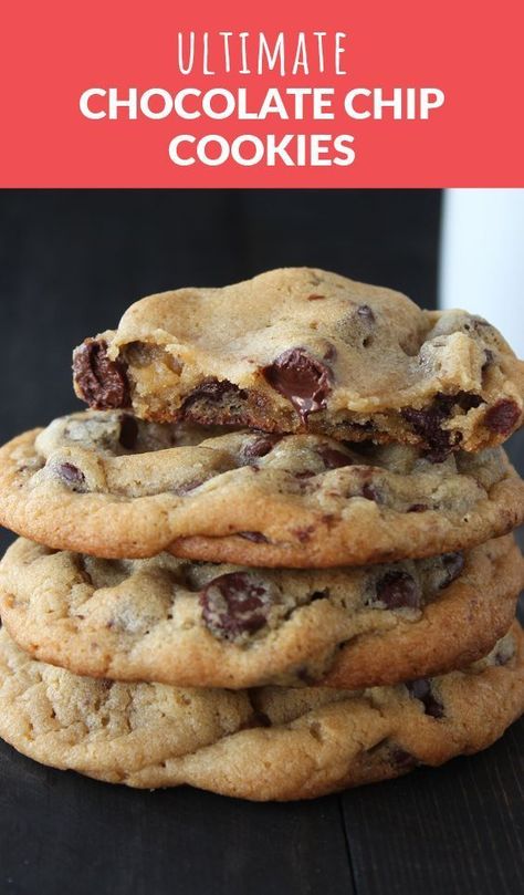 Ultimate Chocolate Chip Cookies are big, thick, chewy, soft in the middle, crisp at the edges, and loaded with chocolate chips! #chocolatechip #chocolate #cookie #chocolatechipcookie #baking #dessert #recipe #food #cookierecipes #bakingrecipes #bestcookies #dessertrecipes Homade Cookies, Ultimate Chocolate Chip Cookies, Cowgirl Cookies, Christmas Pavlova, Ultimate Chocolate Chip Cookie, Easy Chocolate Chip Cookies, Choc Chip Cookies, Chocolate Cookie Recipes, Chewy Chocolate Chip