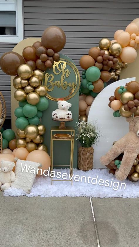 September Baby Shower Themes, Baby Shower Themes Boy, Brown Baby Shower Ideas, September Baby Showers, Teddy Bear Baby Shower Theme, Lion Baby Shower, Gender Reveal Baby Shower Themes, Boy Baby Shower Centerpieces, September Baby