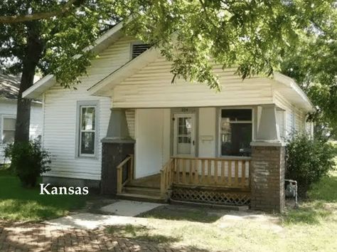 Circa 1930 Bungalow - Kansas Starter Home Under $73K - Old Houses Under $100K 1930 Bungalow, Starter Home, Vinyl Siding, New Carpet, Central Air, Two Bedroom, Built Ins, Old Houses, Bungalow