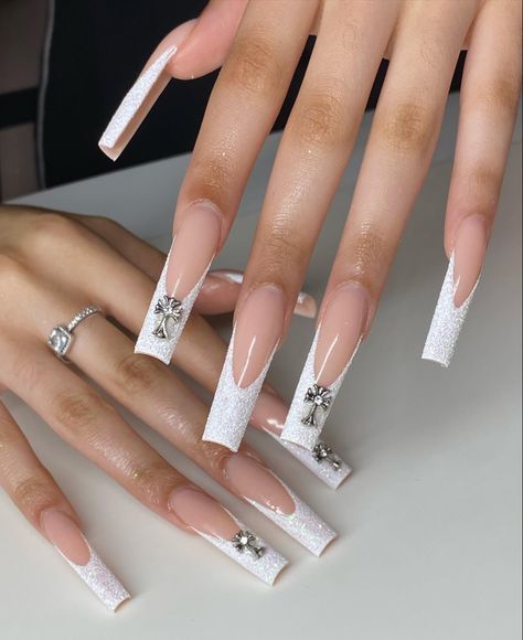 White french Pretty White French Tip Nails, Baddie French Tip Nails With Design, White French With Diamonds, White French Tip Nails With Diamonds, Baddie Nails White, White French Tip Nails With Charms, Baddie Nails Acrylic White, White Baddie Nails, Baddie French Tip Nails