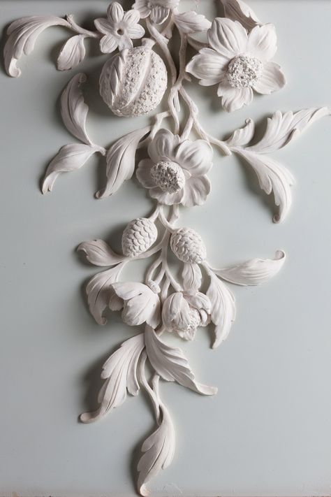 Decorative Art Aesthetic for Historical Homes Drywall Art, Plaster Crafts, Plaster Wall Art, Ceramics Ideas, Relief Sculpture, Plaster Art, Small Sculptures, Carving Designs, Sculpture Painting