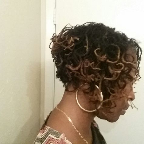 Sisterlocks Bob Haircut Sisterloc Bob Styles, Sisterlocks Bob Haircut, Sisterlocks Bob Hairstyles, Sisterlock Bob, Loc Bobs, Dread Bob, Bob Sisterlocks, Bob Locs, Undercut Ponytail