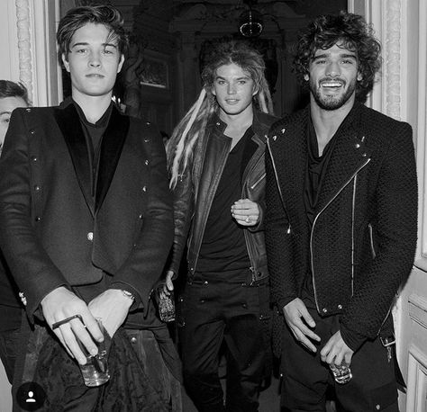 Francisco Lachowski, Jordan Barrett and Marlon Teixeira in Balmain Homme at the Balmain Men's RTW Fall 2016 After Party Chico Lachowski, Jordan Barrett, Sean O'pry, Marlon Teixeira, Lucky Blue Smith, Jon Kortajarena, Francisco Lachowski, Mens Fashion Week, Aesthetic Guys