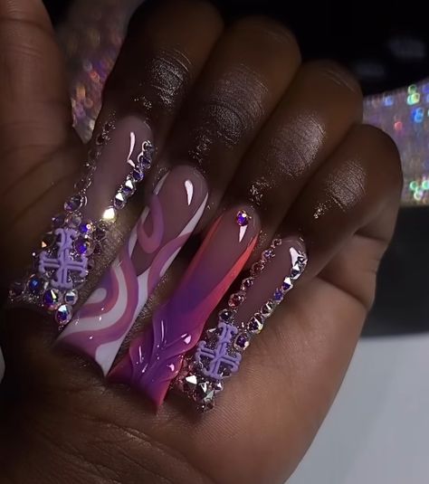 Junk Nails Long, Green Junk Nails, Nail Video, Fresh Nails, Nails Bling, Birthday Nail, Nail Pics, Junk Nails, Hard Nails