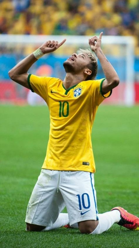 Neymar Jr 2014, Soccer Birthday Cakes, Football Artwork, Neymar Jr Wallpapers, Manchester United Wallpaper, Cool Nike Wallpapers, Ronaldo Real Madrid, Ronaldo Real, Soccer Birthday