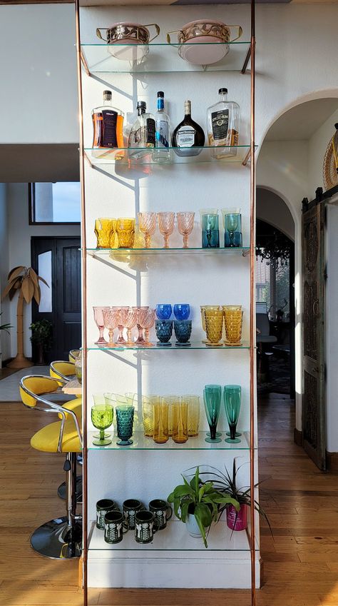 Cool Home Bar Designs, French Apartment Inspiration, Diy Bistro Shelves, Eclectic Home Aesthetic, Eclectic Coffee Bar, Diy Glass Shelves, Eclectic Home Design, Anthro Kitchen, Eclectic Shelves