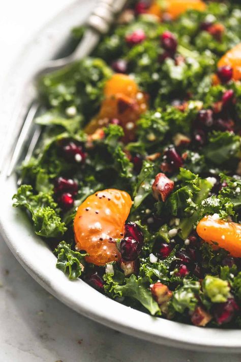 Dream Salad, Chopped Kale Salad, Homemade Dressings, Fancy Salads, Chopped Kale, Poppyseed Dressing, Kale Salad Recipes, Pomegranate Salad, Autumn Salad