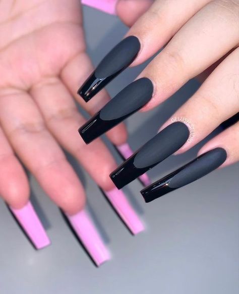 ❤️🖤 Long Rectangle Nails Acrylic, Black Nails Pink Bottoms, Black And Pink Long Nails, Nail Inspo Matte, Matte Long Nails, Pink Bottom Nails, Matte French Tip Nails, Long Black Nails, Stilleto Nails Designs