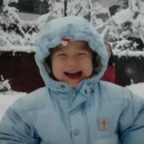 Childhood Pictures, Kim Sun, Childhood Photos, Light Of My Life, Kpop Funny, Kpop Guys, Kpop Wallpaper, Boyfriend Pictures, Baby Pictures