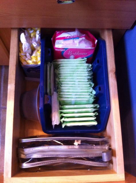 Some more bathroom drawer organization.... Period Organization Storage Bathroom, Period Drawer Organization, Period Organization Storage, Period Organization, Feminine Product Storage, Period Storage, Elegant Dorm Room, Drawers Ideas, Bathroom Drawer Organization