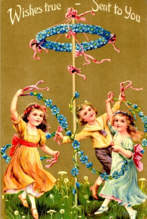 HAPPY MAYDAY PRETTIES! Dancing round a pole right now. (It consists of Police tape round a traffic light, very urban & alternative.) #MayDay May Baskets, May Day Baskets, Walpurgis Night, 1. Mai, May Days, Happy May, Spring Equinox, May Day, Beltane