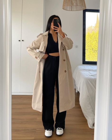 https://www.instagram.com/p/CaAVjteA45g/?utm_medium=share_sheet Black Teddy Coat, Trench Coat Beige, Freedom Of Expression, Trench Coat Outfit, Digital Fashion, Coat Outfit, Beige Jacket, Checked Jacket, Dad Jeans