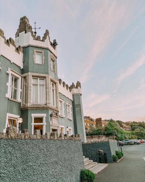 Dalkey to my heart 💚 When picking a random town in Ireland to rest my head for the week, with absolutely no research in advance, I’m so lucky to have picked the cutest village in Ireland ☘️ 🏡The last picture is a photo of my AirBNB for the week! #ireland #ireland🍀 #irish #dalkey #europe #dublin #exploreireland #travel Dalkey Ireland, Derry Ireland, Dublin, The Cutest, My Heart, A Photo, Travel, Quick Saves