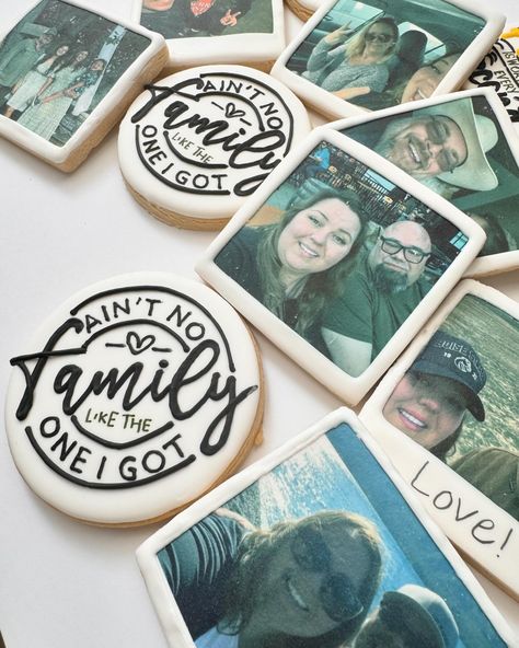 Sometimes you get to make cookies for someone really special. If you know this amazing lady then you know. She makes our area a neighborhood. Creating events for kids taking care of people who need help. She always puts others before herself even when going through her own struggles. #jcookiedesign #familyreunion #boisecookies #boisecustomcookies #photocookies #familyreunioncookies Family Cookies Decorated, Class Reunion Cookies Decorated, Family Reunion Cookies Decorated, Celebration Of Life Cookies, Family Reunion Cookies, Events For Kids, Make Cookies, Class Reunion, Cookies Decorated