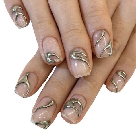 Delicate Nails Classy Short, Preppy Nail Art, Gold Chrome Nails, Mens Nails, Chrome Nails Designs, Edgy Nails, Minimal Nails, New Nail, Fashion Guide