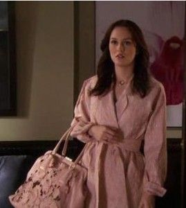 Blair Waldorf (Gossip Girl) Pink Coat Estilo Blair Waldorf, Estilo Gossip Girl, Blair Waldorf Aesthetic, Blair Waldorf Outfits, Blair Waldorf Gossip Girl, Christian Dior Dress, Blair Waldorf Style, Stile Blair Waldorf, Gossip Girl Aesthetic