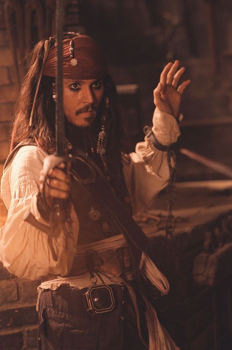 Pirates of the Caribbean: The Curse of the Black Pearl (2003) Captain Jack Sparrow, Captain Jack, Jack Sparrow, Pirates Of The Caribbean, The Caribbean, Black Pearl, Johnny Depp, Disney, Black