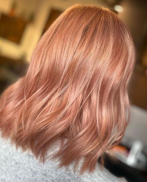 Pastel copper hair colour with waves by our team at ESHK Hair Barbican in London Pastel Copper Hair, Pink Copper Hair, Copper Pink Hair, Copper Hair Colour, Hair Coloring Ideas, Dreams To Reality, Copper And Pink, Pink Copper, Copper Hair Color