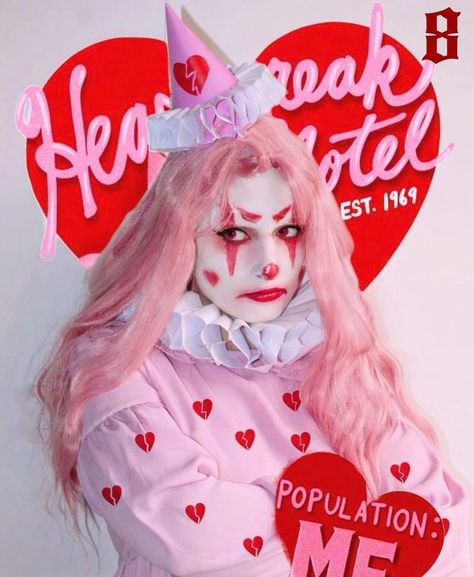 Clown Cosplay Outfit, Pink Clown Outfit, Pink Circus Aesthetic, Lovecore Clown, Dreampop Aesthetic, Pink Clowncore, Pink Clown Aesthetic, Pink Clown Costume, Pastel Clown