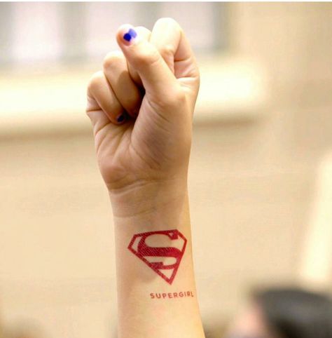 Supergirl Tattoo Supergirl Symbol, Supergirl Tattoo, Supergirl Quotes, Supergirl Cartoon, Supergirl Funny, Supergirl Drawing, Supergirl Logo, Supergirl Art, Superman Supergirl