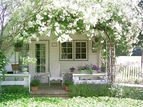 Cottage Porch, Sitting Outside, Dream Cottage, Have Inspiration, White Cottage, Cabins And Cottages, Little Cottage, Cottage Living, Garden Cottage