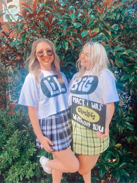 Kappa Kappa Gamma’s Big Little Reveal 2022. Cher and Dior from Clueless. Clueless Big Little Reveal, Disney Big Little Reveal Themes, Cute Big Little Reveal Themes, Unique Big Little Reveal Themes, Big Lil Reveal, Prom Signs, Big Little Reveal Themes, Sorority Socials, Sister Ideas