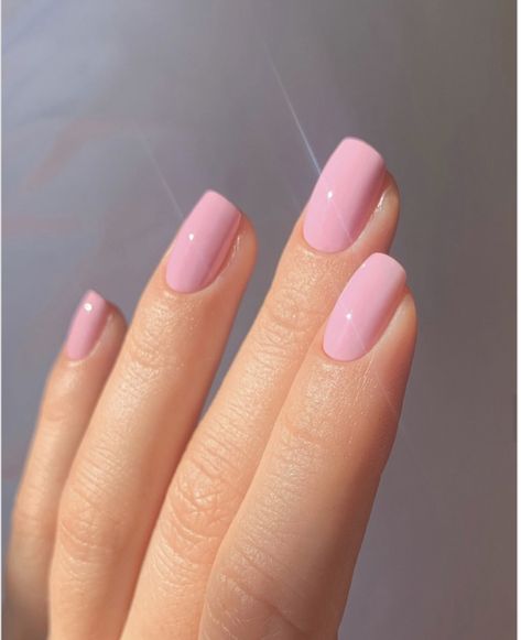 Square Nails Fall, Pink Square Nails, Holographic Nail Designs, Pale Pink Nails, Opi Gel Nails, Barbie Nails, Nails Fall Nails, Pink Gel Nails, Pink Ombre Nails